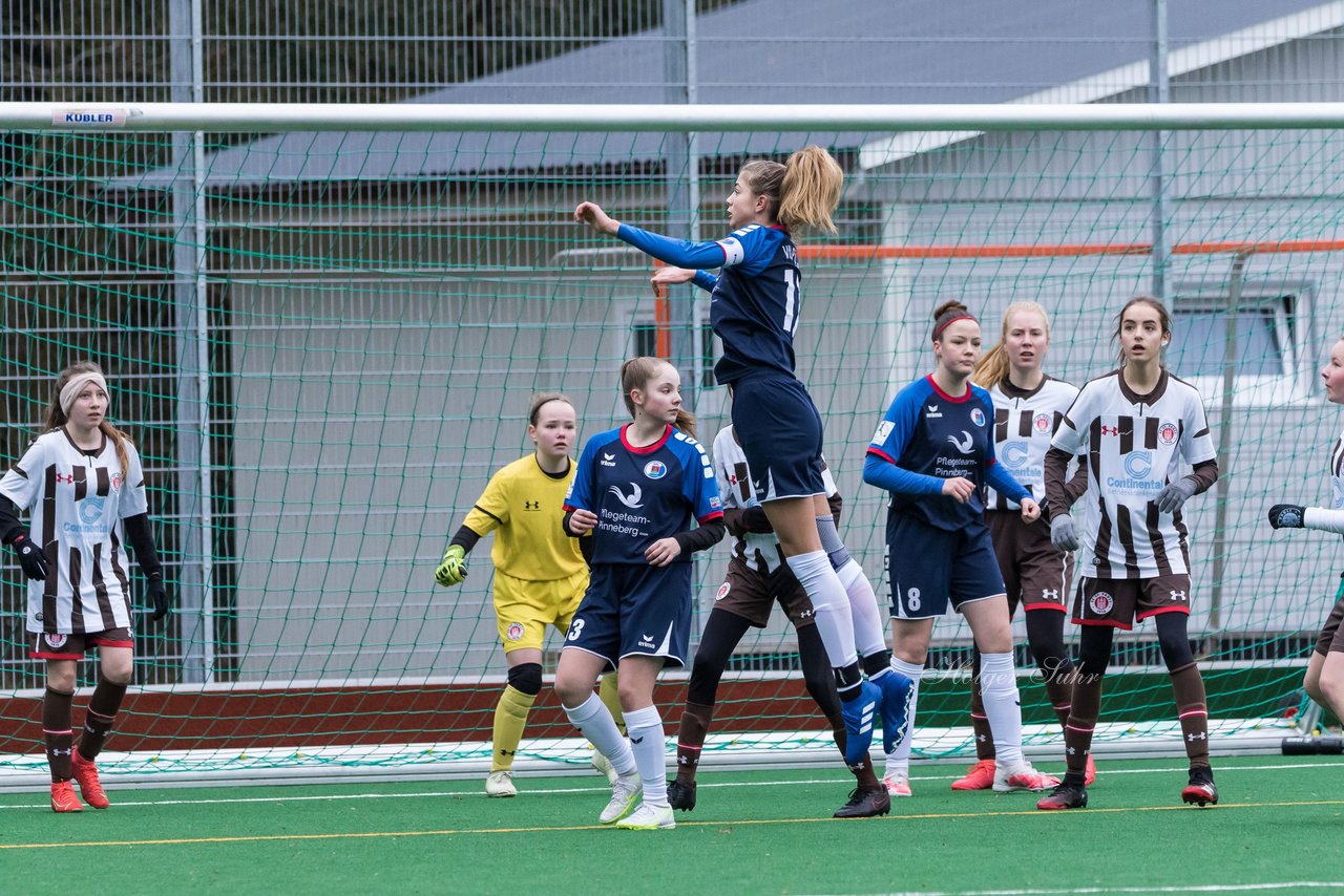 Bild 89 - wBJ VfL Pinneberg - St. Pauli : Ergebnis: 7:0 (Abbruch)